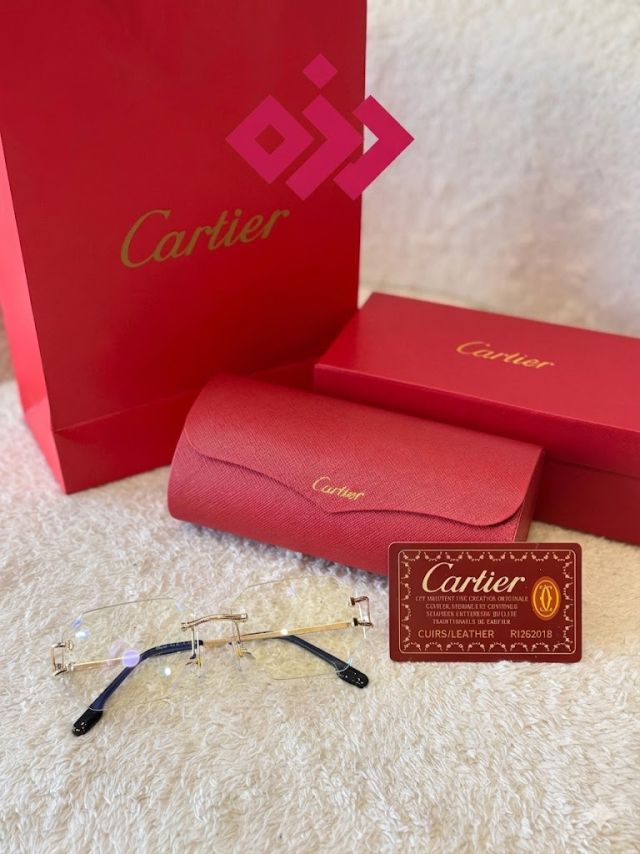 نظارات نسائية